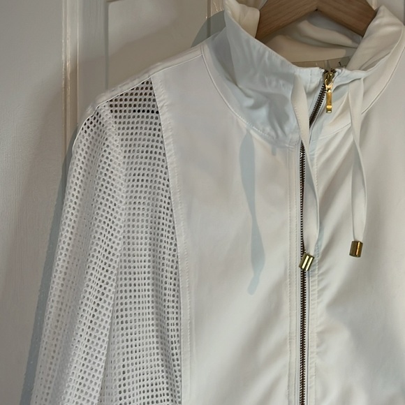 Chicos | Zenergy Neema Pieced Mesh Jacket White Size 1/Small Athlesiure - Picture 6 of 13